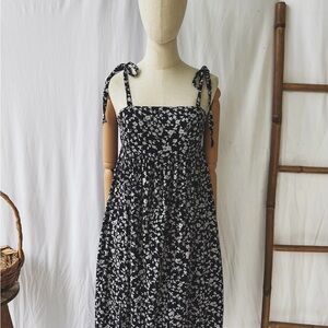 Old Navy Black and White Floral Midi Dress